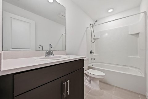Adosado en venta en Wesley Chapel, Florida, 3 dormitorios, 127.55 m2 № 2114000 - foto 23