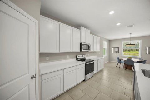 Villa ou maison à vendre à Wesley Chapel, Floride: 4 chambres, 237.55 m2 № 2406708 - photo 8