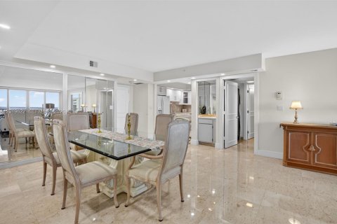 Copropriété à louer à Boca Raton, Floride: 2 chambres, 133.59 m2 № 2078464 - photo 8
