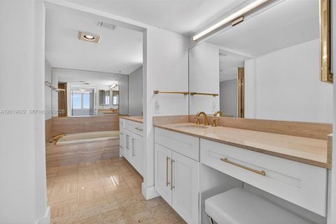 Copropriété à louer à Boca Raton, Floride: 2 chambres, 133.59 m2 № 2078464 - photo 24