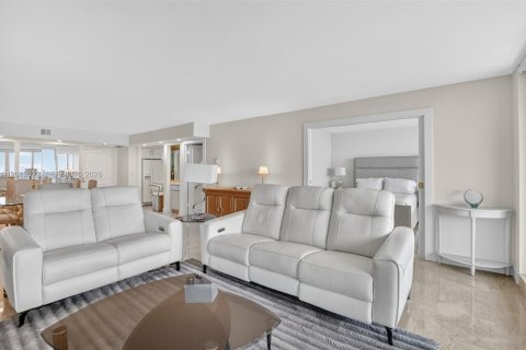 Copropriété à louer à Boca Raton, Floride: 2 chambres, 133.59 m2 № 2078464 - photo 15