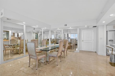 Copropriété à louer à Boca Raton, Floride: 2 chambres, 133.59 m2 № 2078464 - photo 10