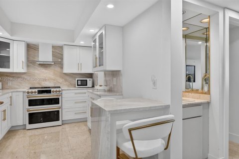 Copropriété à louer à Boca Raton, Floride: 2 chambres, 133.59 m2 № 2078464 - photo 5