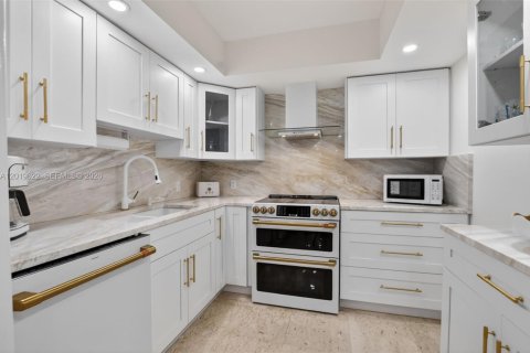 Copropriété à louer à Boca Raton, Floride: 2 chambres, 133.59 m2 № 2078464 - photo 6