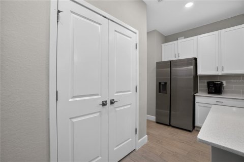 Villa ou maison à vendre à North Port, Floride: 4 chambres, 213.77 m2 № 2401115 - photo 22