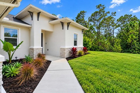 Villa ou maison à vendre à North Port, Floride: 4 chambres, 213.77 m2 № 2401115 - photo 2
