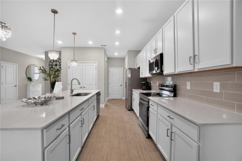 Villa ou maison à vendre à North Port, Floride: 4 chambres, 213.77 m2 № 2401115 - photo 20