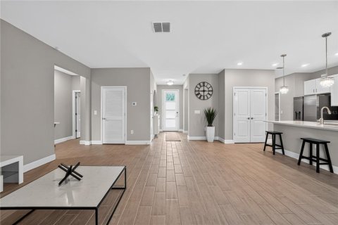 Villa ou maison à vendre à North Port, Floride: 4 chambres, 213.77 m2 № 2401115 - photo 11
