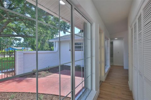 Villa ou maison à vendre à Edgewater, Floride: 3 chambres, 132.85 m2 № 2110594 - photo 8