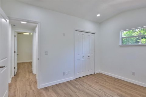 Villa ou maison à vendre à Edgewater, Floride: 3 chambres, 132.85 m2 № 2110594 - photo 18