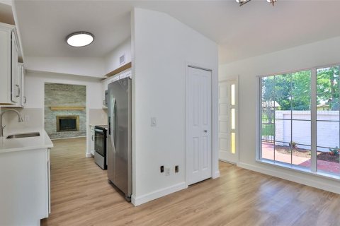 Villa ou maison à vendre à Edgewater, Floride: 3 chambres, 132.85 m2 № 2110594 - photo 16