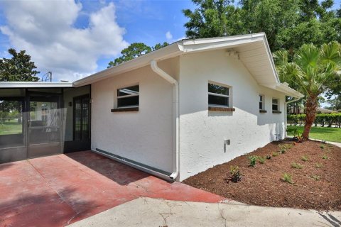 Villa ou maison à vendre à Edgewater, Floride: 3 chambres, 132.85 m2 № 2110594 - photo 29