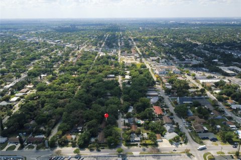 Снять в аренду виллу или дом в Майами, Флорида 2 спальни, 218.32м2, № 2057920 - фото 5