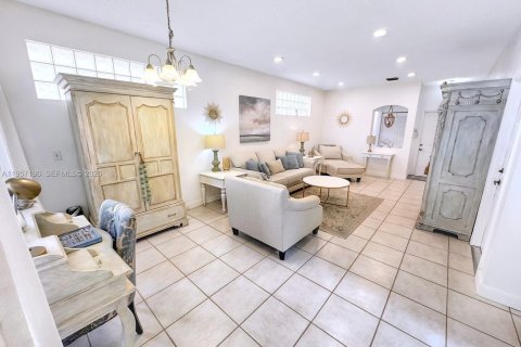 Villa ou maison à vendre à Cooper City, Floride: 3 chambres, 166.95 m2 № 2017727 - photo 4