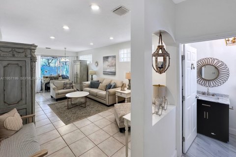 Villa ou maison à vendre à Cooper City, Floride: 3 chambres, 166.95 m2 № 2017727 - photo 5