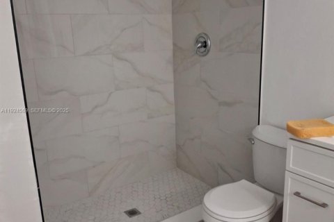 Condominio en venta en Tamarac, Florida, 2 dormitorios, 112.88 m2 № 1982934 - foto 24