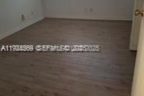 Condominio en venta en Tamarac, Florida, 2 dormitorios, 112.88 m2 № 1982934 - foto 25