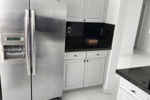Casa en venta en Doral, Florida, 3 dormitorios, 187.11 m2 № 1814835 - foto 19