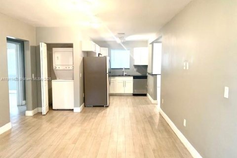 Villa ou maison à louer à Miami, Floride: 3 chambres, 181.72 m2 № 1967325 - photo 18