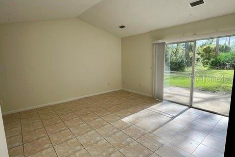 Immobilier commercial à vendre à Palm Coast, Floride: 4 chambres, 158.31 m2 № 2388329 - photo 2