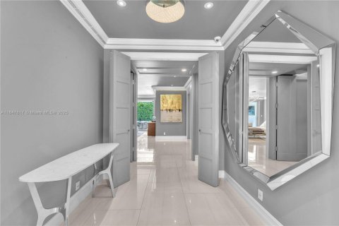 House in Boca Raton, Florida 7 bedrooms, 832.22 sq.m. № 1849091 - photo 9