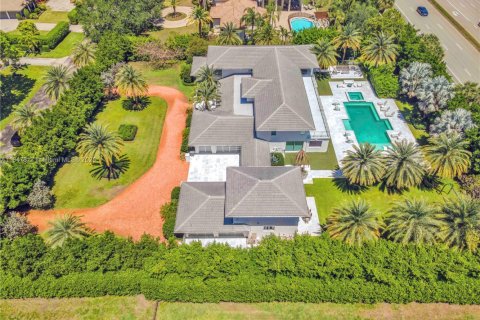House in Boca Raton, Florida 7 bedrooms, 832.22 sq.m. № 1849091 - photo 6
