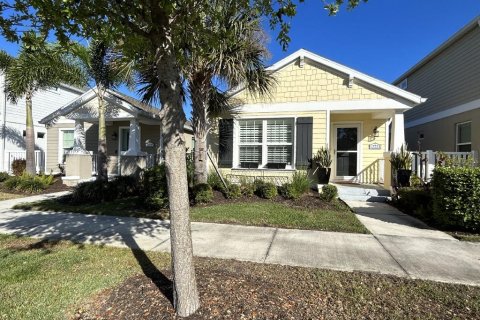 House in Venice, Florida 2 bedrooms, 116.59 sq.m. № 2215076