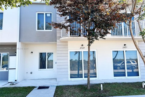 Таунхаус в Хомстед, Флорида 4 спальни, 129.88м2 № 2003818