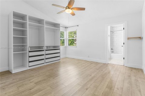 Townhouse in Fort Lauderdale, Florida 2 bedrooms, 124.4 sq.m. № 1965731 - photo 22