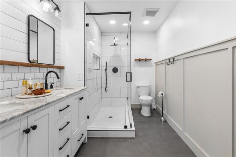 Townhouse in Fort Lauderdale, Florida 2 bedrooms, 124.4 sq.m. № 1965731 - photo 18