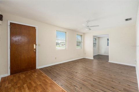 Casa en venta en Spring Hill, Florida, 2 dormitorios, 85.84 m2 № 1911833 - foto 6
