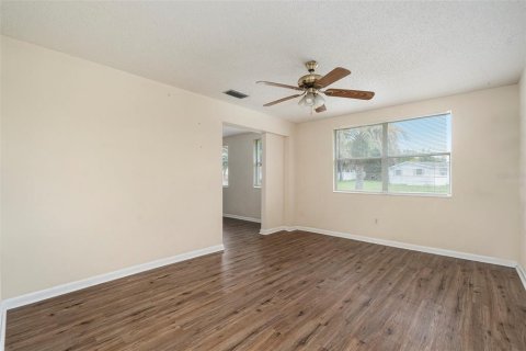 Casa en venta en Spring Hill, Florida, 2 dormitorios, 85.84 m2 № 1911833 - foto 14