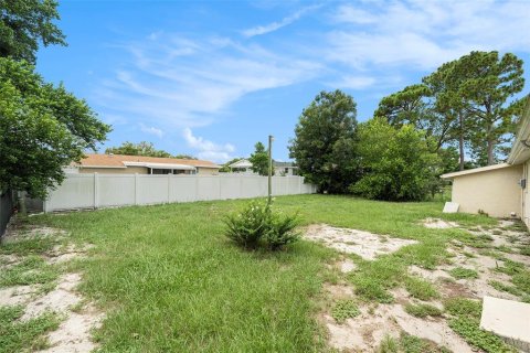 Casa en venta en Spring Hill, Florida, 2 dormitorios, 85.84 m2 № 1911833 - foto 30