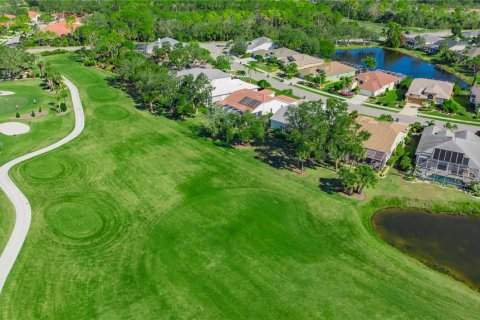 House in Sarasota, Florida 3 bedrooms, 174.19 sq.m. № 2199410 - photo 17