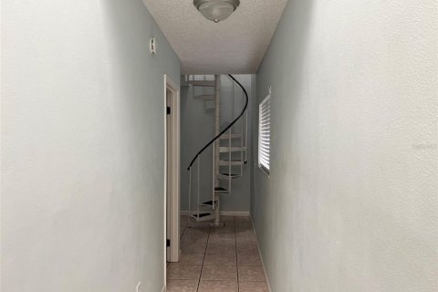 Townhouse in DeLand, Florida 1 bedroom, 67.08 sq.m. № 1519114 - photo 4