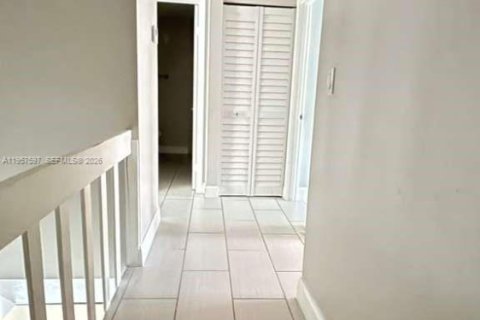 Townhouse in Plantation, Florida 3 bedrooms, 157 sq.m. № 2020630 - photo 9