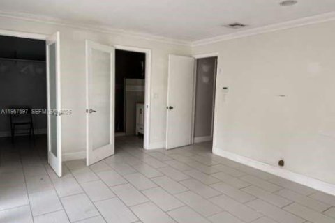 Townhouse in Plantation, Florida 3 bedrooms, 157 sq.m. № 2020630 - photo 12