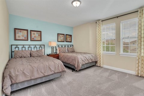 House in Kissimmee, Florida 8 bedrooms, 316.98 sq.m. № 2148928 - photo 30