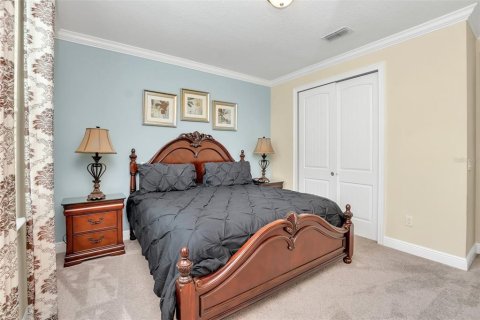 House in Kissimmee, Florida 8 bedrooms, 316.98 sq.m. № 2148928 - photo 15