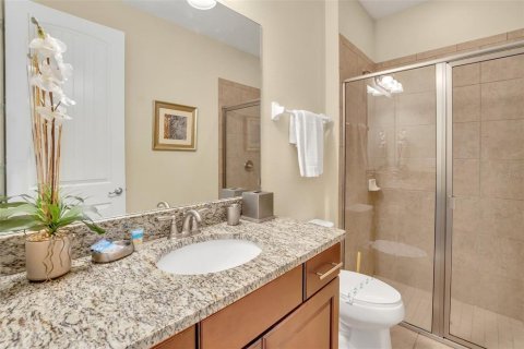 House in Kissimmee, Florida 8 bedrooms, 316.98 sq.m. № 2148928 - photo 18