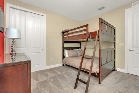 House in Kissimmee, Florida 8 bedrooms, 316.98 sq.m. № 2148928 - photo 23