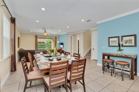 House in Kissimmee, Florida 8 bedrooms, 316.98 sq.m. № 2148928 - photo 10