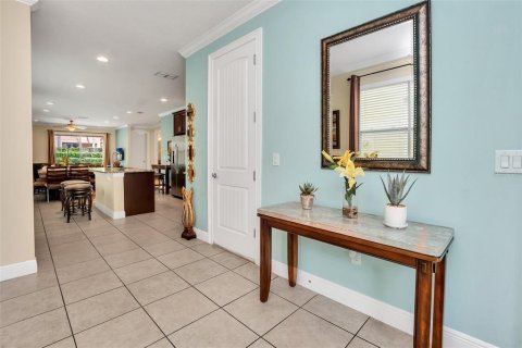 House in Kissimmee, Florida 8 bedrooms, 316.98 sq.m. № 2148928 - photo 3