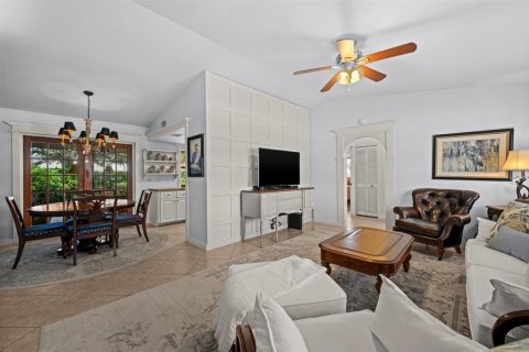 Casa en venta en Cape Coral, Florida, 3 dormitorios, 125.7 m2 № 2387409 - foto 7