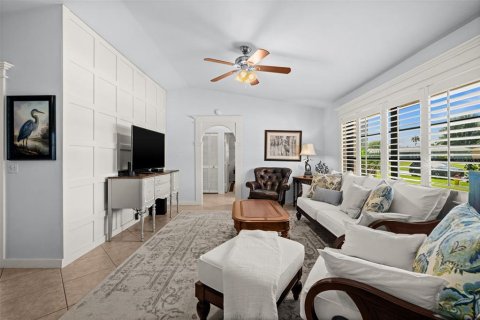 Casa en venta en Cape Coral, Florida, 3 dormitorios, 125.7 m2 № 2387409 - foto 9