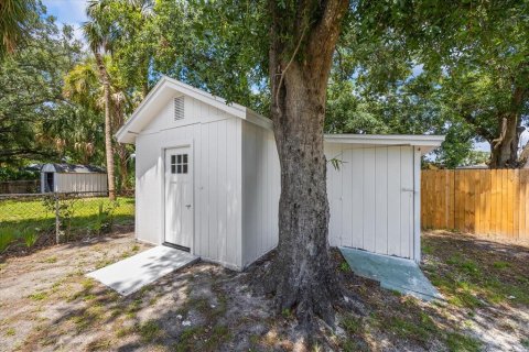 Casa en venta en Tampa, Florida, 3 dormitorios, 120.77 m2 № 1769491 - foto 28