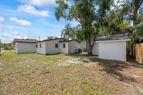Casa en venta en Tampa, Florida, 3 dormitorios, 120.77 m2 № 1769491 - foto 30