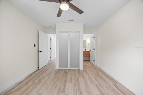 Casa en venta en Tampa, Florida, 3 dormitorios, 120.77 m2 № 1769491 - foto 22