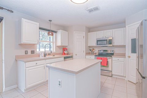 Villa ou maison à vendre à Haines City, Floride: 4 chambres, 205.78 m2 № 2213653 - photo 5