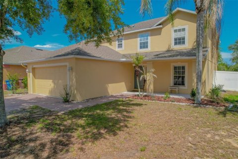 Casa en Haines City, Florida 4 dormitorios, 205.78 m2 № 2213653